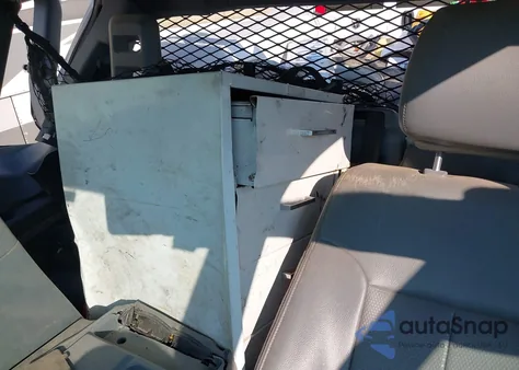 2015 Ford F-250 Xl z USA, uszkodzony, nr VIN 1FD7X2A64FEA54384